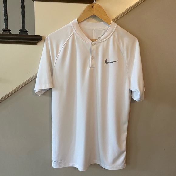 no collar golf shirts nike